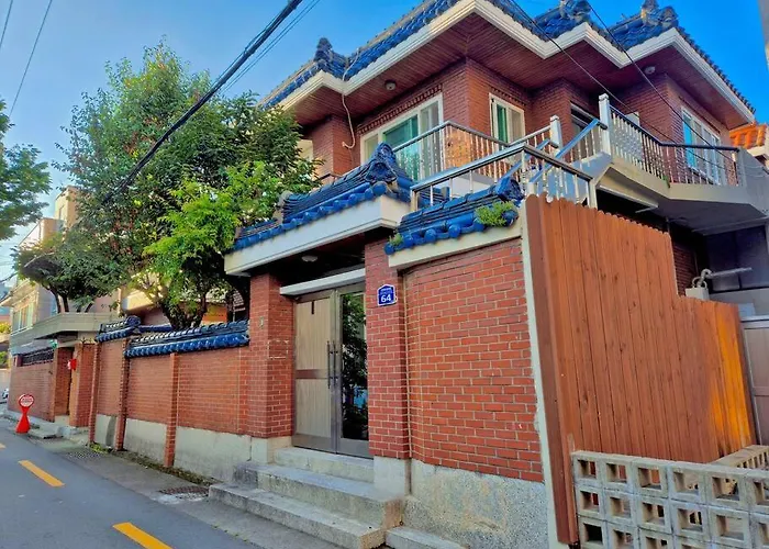 Cozy House 公寓 *